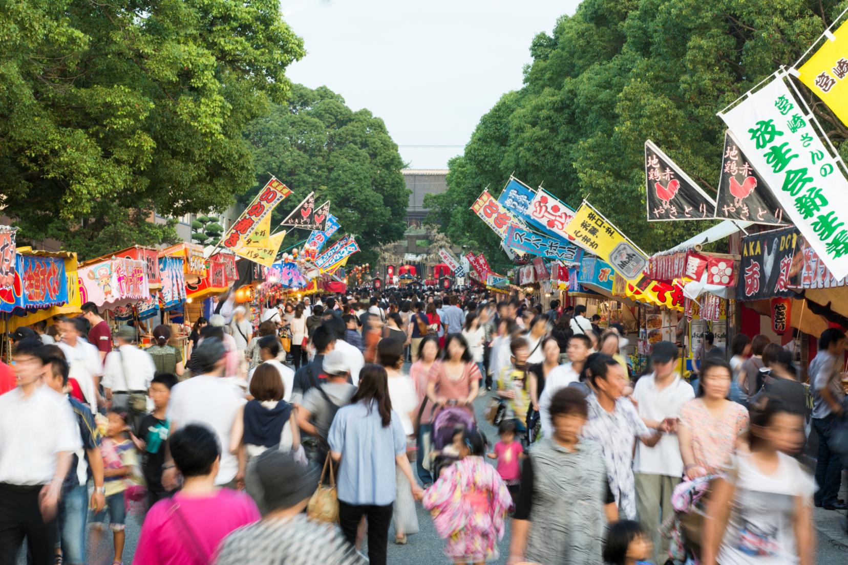 放生会2026！筥崎宮に500軒の露店並ぶ博多三大祭り、延べ00万人