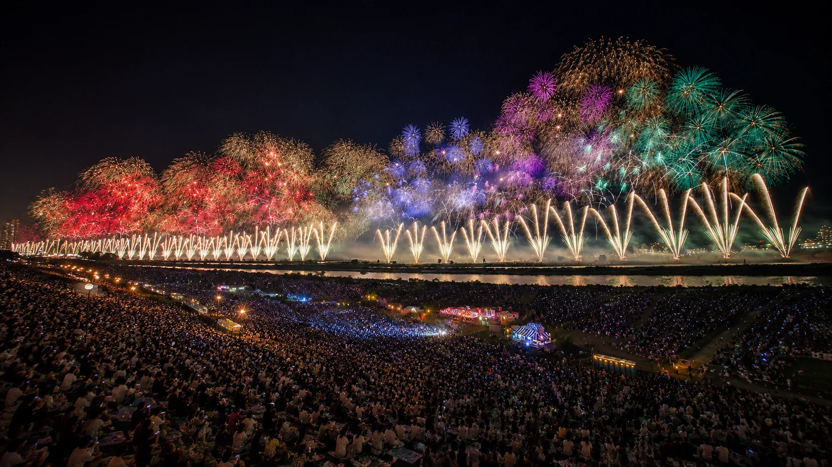大型花火大会目白押し！8月1日・2日の全国花火大会特集！