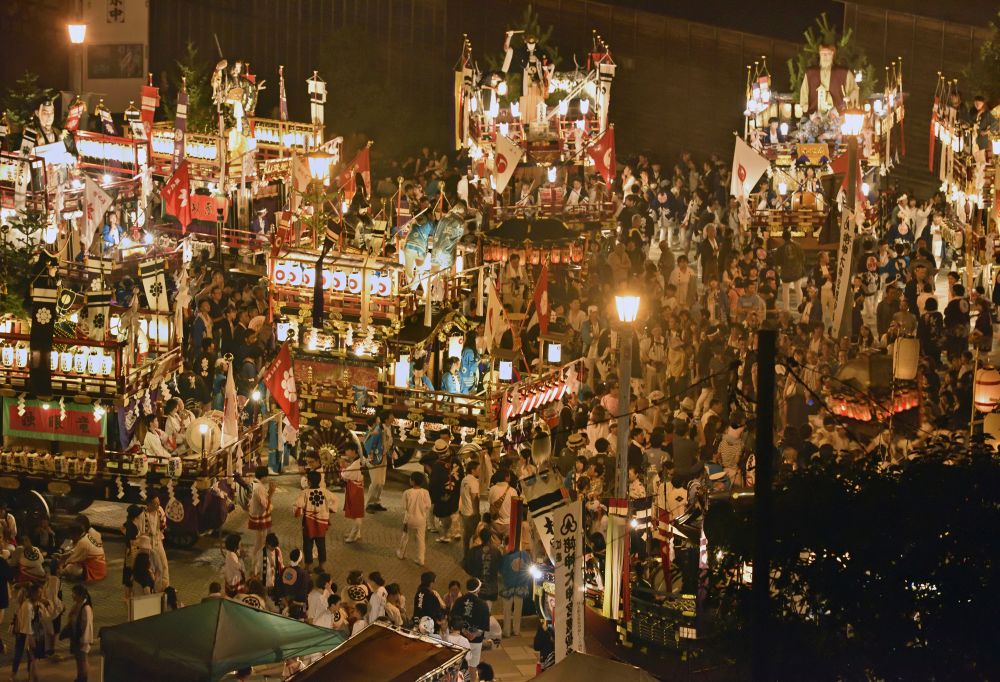 北海道最古の「姥神大神宮渡御祭」が8月9日に開催！豪華な山車が巡行